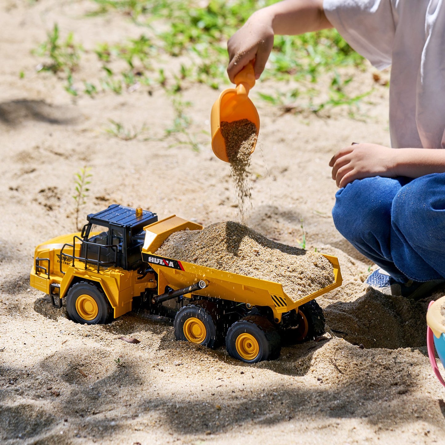 RC Dump Truck